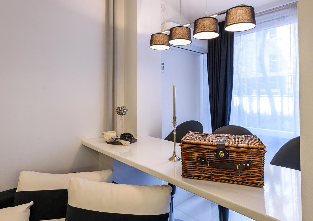 Zero-Waste Studio Apartment In Central Софія Екстер'єр фото